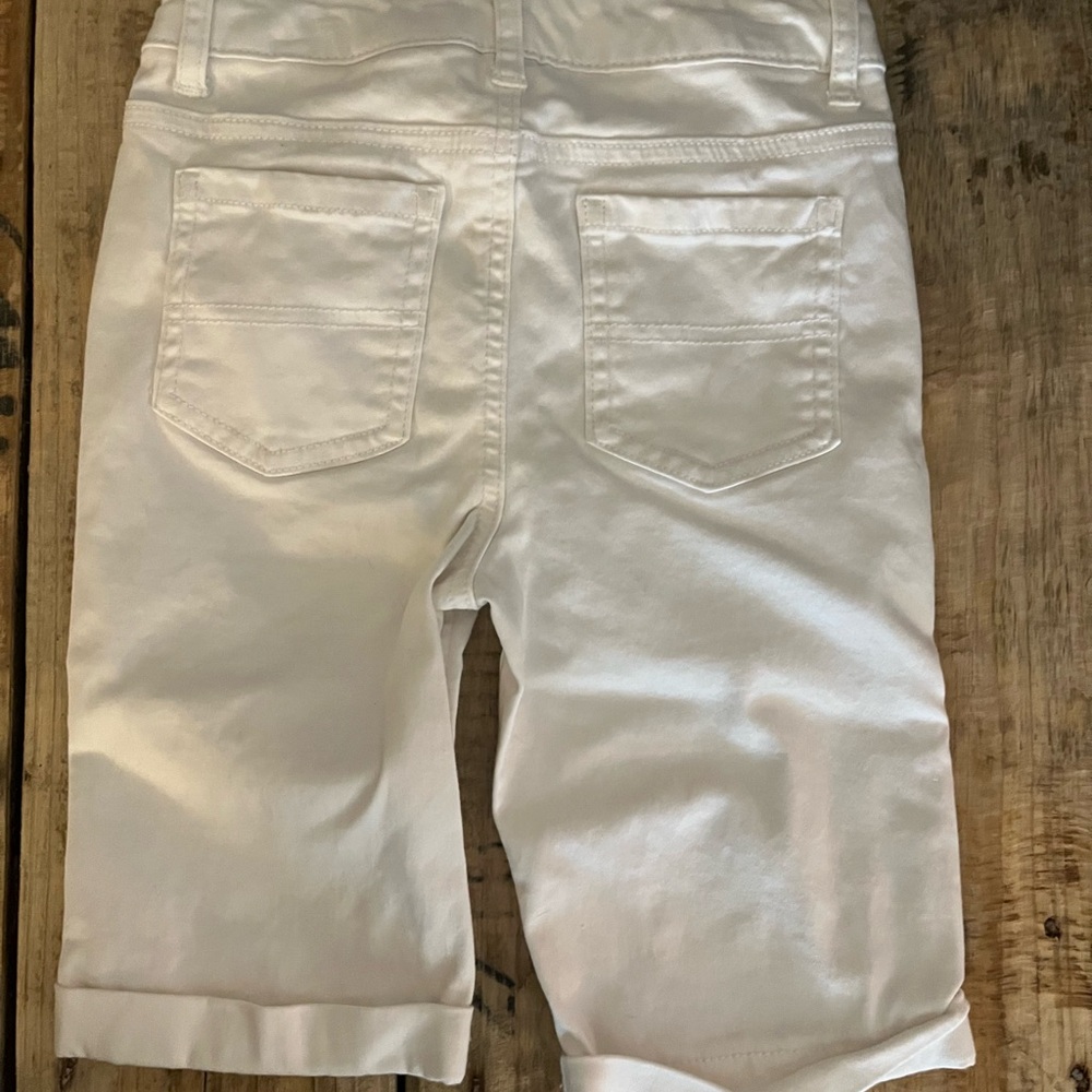 Girls long shorts - Picture 2 of 2